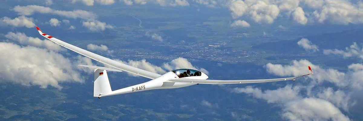 Flugwegposition um 13:16:19: Aufgenommen in der Nähe von Stainz, Österreich in 5826 Meter